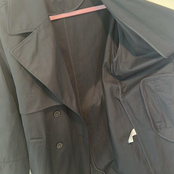 🗓️ Double-breasted Trench Coat in Navy Blue - Picture 10 of 11